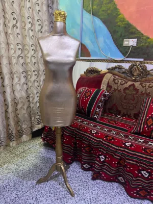 مليكانا للعرض الازياء والفساتين