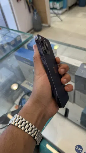 14 برو ماكس ذاكره 256