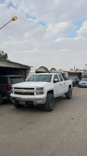 Used Chevrolet Silverado in Al Jahra