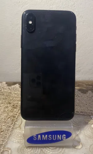 Apple iPhone X 64 GB in Al Maya