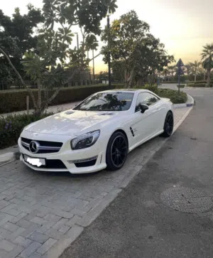 من النوادر في السوق SL63 carbon edition