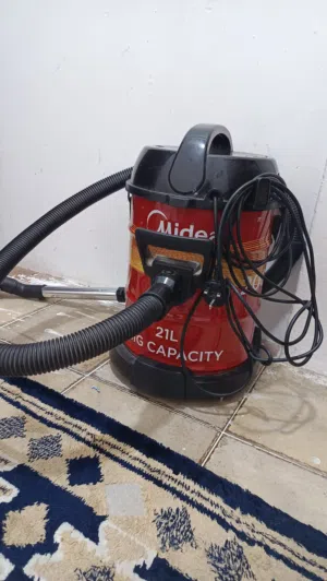 مكنسه كهربائيه ميديا نظيفه جدا بحاجه فقط عجلات للحركه 2000W لتر 21  5 دينار
