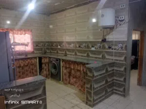 بيت للبيع على شارع المية.