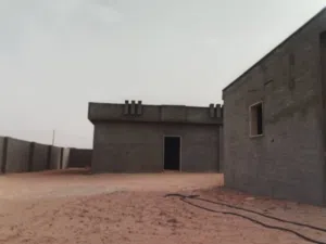 منزل كبير للبيع في ابورويه مساحته 600م