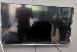 شاشة G-GUARD, نظيفة بدون اي خدش او عيب مصنعي