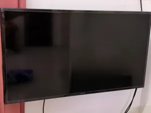 urgent sale Samsung smart TV 40 inch