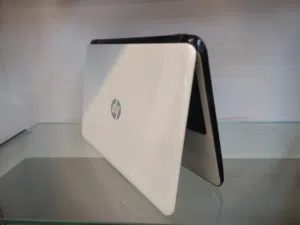HP 15  عرض اقتصادي  i3  8GB  256GB SSD  شاشة 15.6”