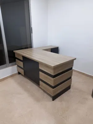 مكاتب إدارية للغرف الصغيرة بأفضل الأسعار شامل التوصيل والتركيب عمان زرقاء
