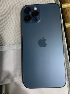 iPhone 12 Pro max بحالة ممتازة