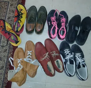 احذية مستعملة