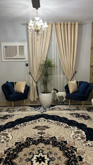 غير شكل جلستك فافضل وامتنّ شغل