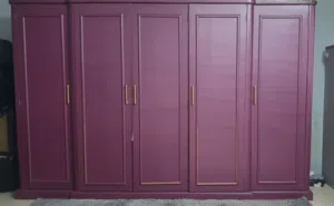 غرفة نوم شاذة