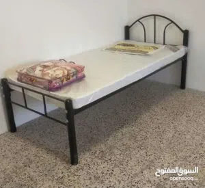 iron bed good and  heavy strong