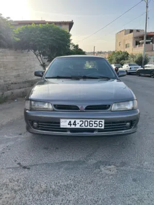 ميتسوبيشي لانسر توماتيك 1995
