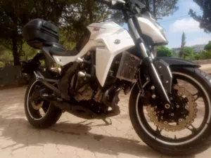 دراجه بحالة ممتازة ماتور 650 سي سي