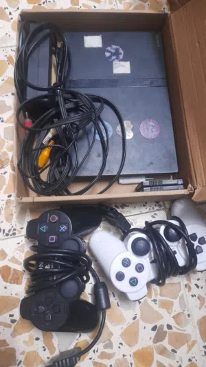 بلي 2 للبيع كامل مع ملحقاته