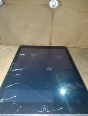 Apple iPad pro 2 64 GB in Al Batinah