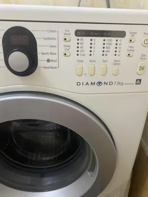! Urgent Sale ! 7kg Washing machine - used - in good condition -negotiable