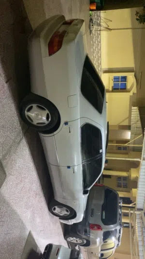 للبيع لكزس IS400 وارد المانيه موديل1999 مايشتكي من شي ضمان قير مكينه شاصي السعر 12 غير قابل للتفاوض