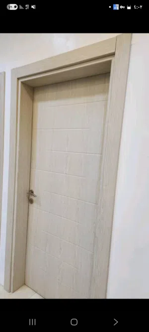 مطلوب باب تركي داخلي اللون اببض العرض 1متر بالله الي عنده اراسلني