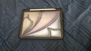 آيباد آير (iPad Air 11-inch) بحالة ممتازة مع كامل ملحقاته