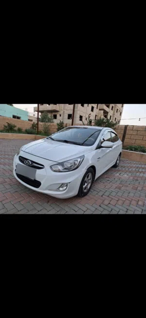 اكسنت ديزل 2013 4 غيار