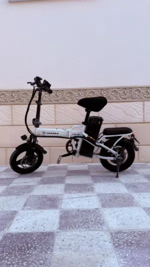 سكوترات كهربائيه