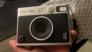 DSLR Cameras . Fujifilm . New2