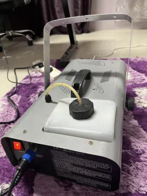 آلة صنع البخار Fog machine