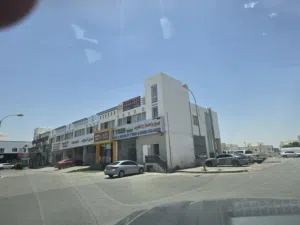 مخزن للايجار الشهري