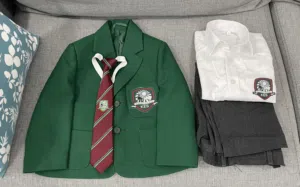 طقم لبس كامل لمدرسة الكويت الإنجليزية سعر الشراء 78 دك School Uniform for Kuwait English School KES