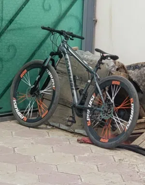 سيكل رياضي المنيوم اسبرنج زيت اخو الجديد بسعر هسوس 45 صاحبه مسافر