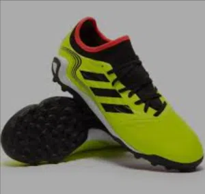 حذاءAdidas