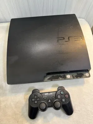 جهازين ps3 مع يد ( كوم )