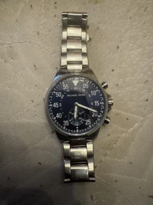 Michael Kors MK-T4005 Men’s Stainless Steel Chronograph Watch