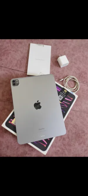 ايباد 11برو معالج m2 سعر 750قفل