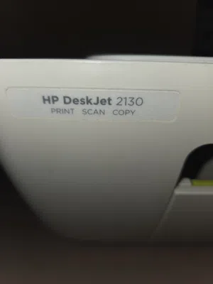 طابعة HP DeskJet 2130 (طابعة + سكنر + تصوير) بحالة ممتازة وشغالة تمام