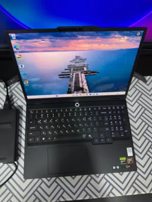 Legion 5 Gen 10 AMD (15′′) RTX 5070 / OLED