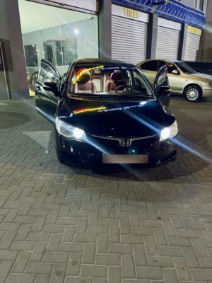 هوندا سيفيك موديل 2007 Honda Civic بنزين ماتور 18vtc قوي واقتصادي السياره جميله جداً