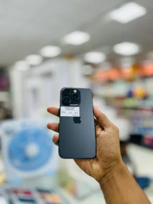 iPhone 15 pro- 128 GB - Great performance available