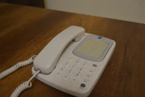 Etisalat phone model from early 2000s