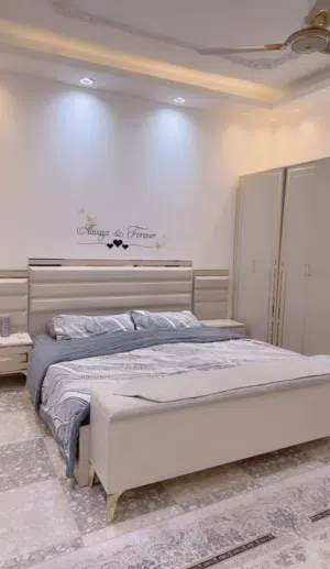 غرفة نوم تركية 9 قطع مع مخزن داخلي في السرير وطابورية مخزن
