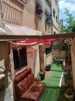 ام الحيران بأقرب من كلية حطين خلف محكمه جنوب عمان