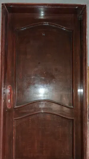 باب داخلي للبيع
