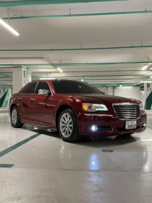 Used Chrysler 300 in Amman