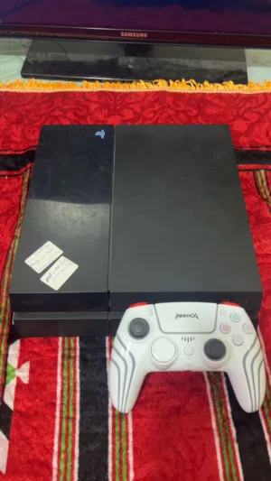 PlayStation 4 PlayStation for sale in Al Dakhiliya