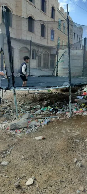 نطاطه للبيع مستخدم نظيف مقاس 14 قدم