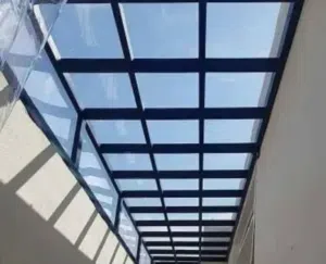 مظلات بولي كربونات