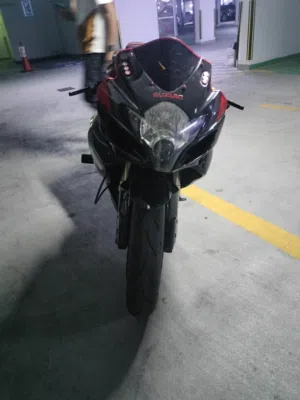 سوزكي GSXR 600 للبيع موديل 2007 وف الرخصه 21