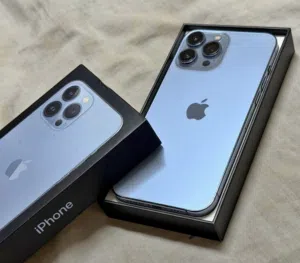 I phone 13 pro max 256gb TRA with box